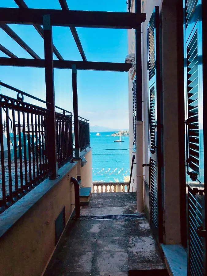 Denada Apartment Porto Venere Italy